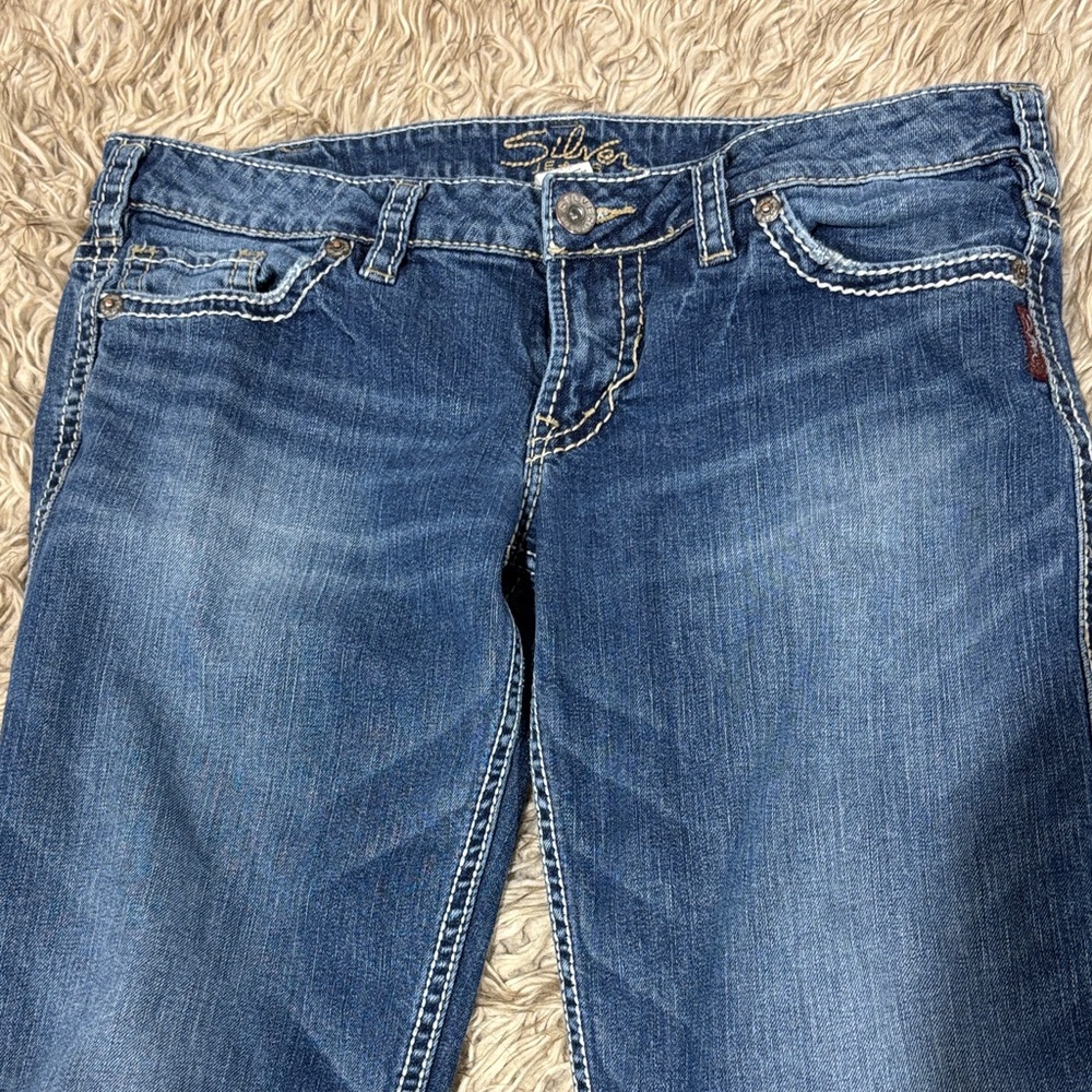 Silver Jeans Women's Capri Jeans - Picture 3 of 7